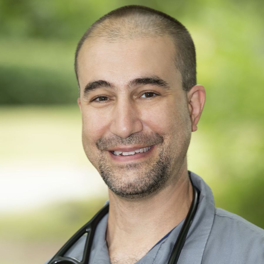 Dr A Dallatore Anthony Dallatore, VMD<br />